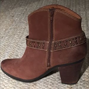 Sofft Shoes “Noreen” Booties